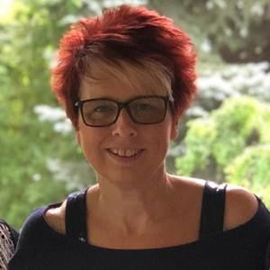 Meet your Posher, Michele